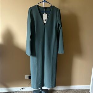 Zara Women's Green Long Sleeve Dress